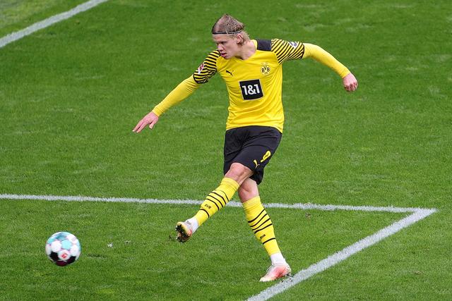 随着诺伊尔 随着诺伊尔